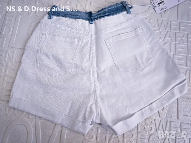 Дамски къси дънкови панталонки със син деним в горбата част , снимка 2 - Къси панталони и бермуди - 49579980