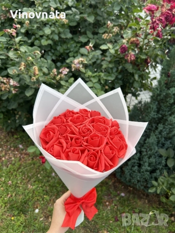 Букет от 19 фоамени рози , снимка 1