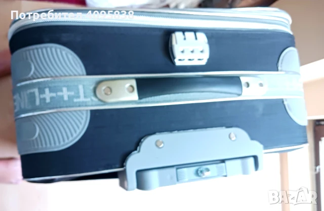 Куфар от текстил среден размер, снимка 2 - Куфари - 50849495