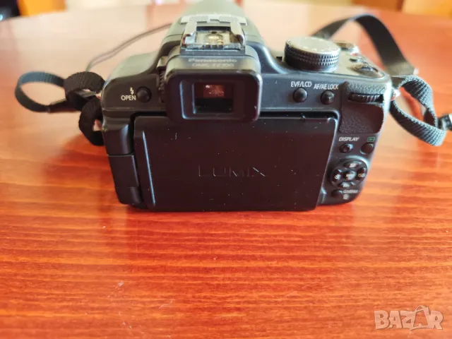 Panasonic Lumix DMC - FZ100, снимка 7 - Фотоапарати - 48799708