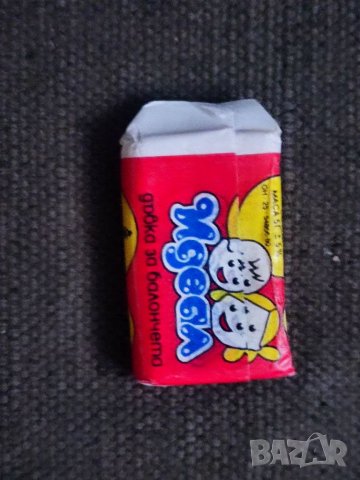 Продавам дъвка Идеал -0.10 стотинки НРБ