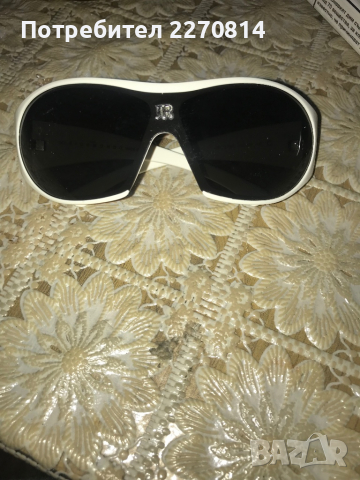 Очила, снимка 1 - Слънчеви и диоптрични очила - 36222179