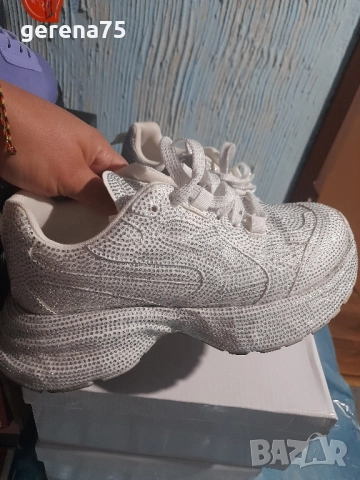 дамски маратонки , снимка 3 - Маратонки - 52329772