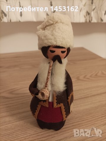 Стари сувенирни кукли в носии , снимка 2 - Антикварни и старинни предмети - 41344814