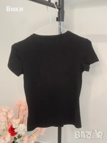 Тениска Guess размер S, снимка 5 - Тениски - 50203285
