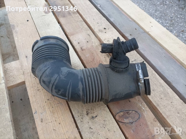 Гофриран маркуч въздушен филтър Opel Insignia 55561787