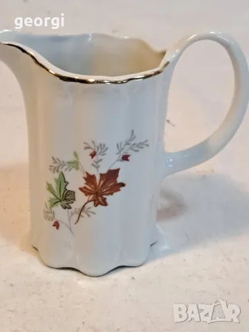 българска порцеланова каничка за мляко дъбов лист  Разград    20/2