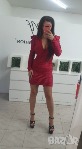 Рокля с камъни , снимка 2 - Рокли - 52904179