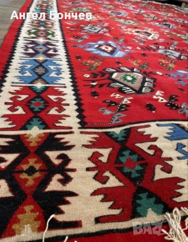 Автентичен Чипровски килим, снимка 3 - Антикварни и старинни предмети - 52387983