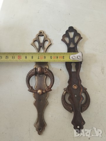 две стари месингови дръжки за мебел-комплект, снимка 2 - Други ценни предмети - 41744125