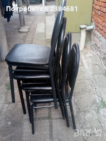Метални столове тапицирани с кожени седалки и облегалкии, снимка 4 - Столове - 51771657