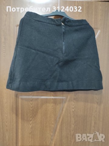 Продавам вълнена пола