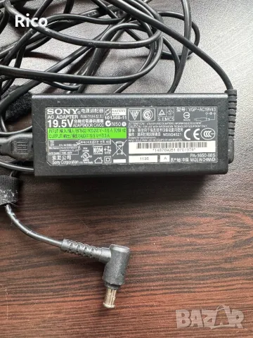 Оригинално зарядно за Лаптоп Sony, снимка 2 - Кабели и адаптери - 49779529