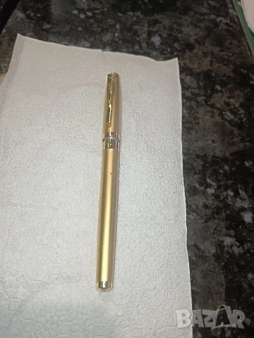 Продавам позлатена писалка 