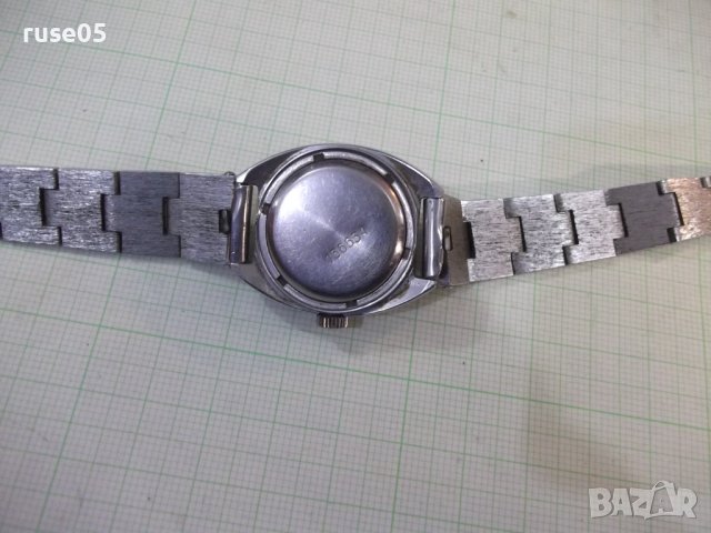 Часовник"Луч"механичен ръчен дамски автомат съветски работещ, снимка 6 - Дамски - 42408113