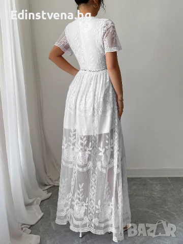 Дамска дълга бяла рокля от тюл с дантелени флорални мотиви и къси ръкави, снимка 3 - Рокли - 51249486
