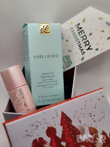 Комплект Estee Lauder серум против бръчки и серум за устни, снимка 2 - Комплекти и лотове - 48342783