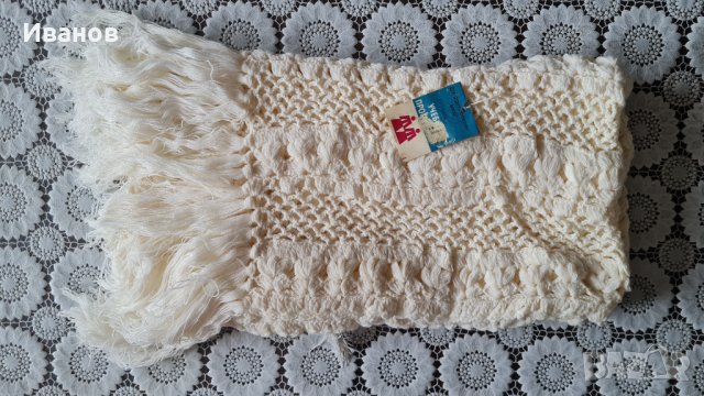 Дамски плетен шал , снимка 1 - Шалове - 44461912