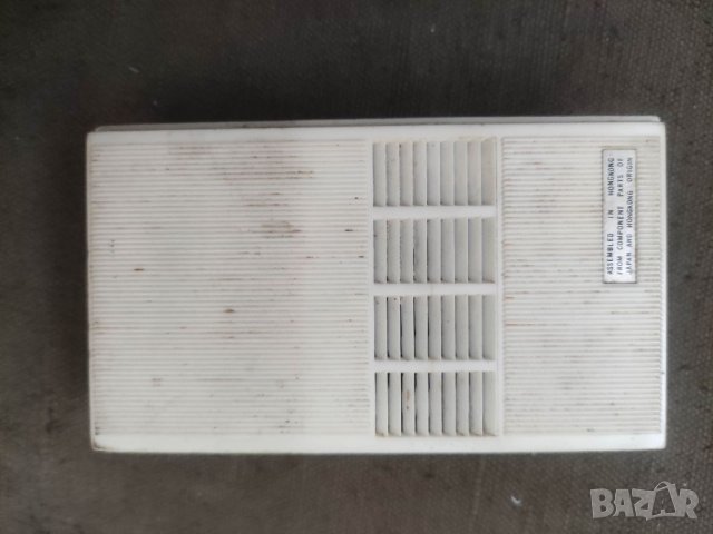 Продавам старо малко радио Rotona  Hong Kong, снимка 4 - Други - 41454283