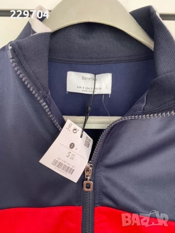 Чисто ново дамско яке /суичър Bershka с етикет  , снимка 2 - Якета - 51029422