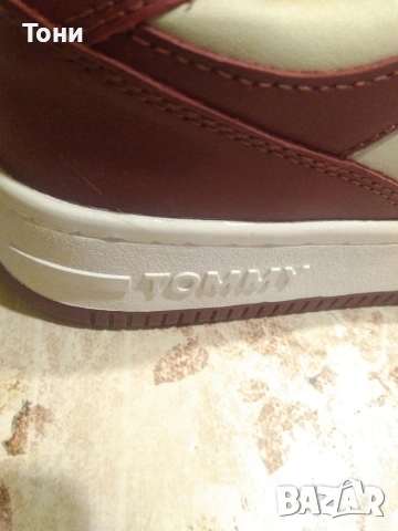 TOMMY HILFIGER Оригинал Нови Дамски Маратонки Изцяло от Естествена Кожа 41, снимка 3 - Маратонки - 53489141