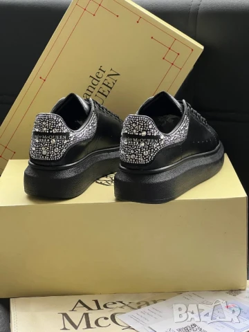дамски маратонки Alexander Mcqueen , снимка 3 - Маратонки - 50671889