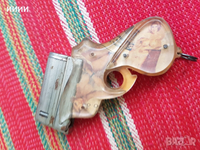 Еротична запалка пистолет , снимка 2 - Антикварни и старинни предмети - 52776143