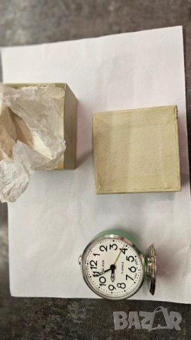 Будилник СЛАВА, снимка 3 - Антикварни и старинни предмети - 51477639