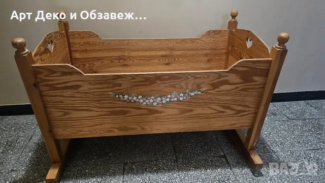Дървена детска люлка