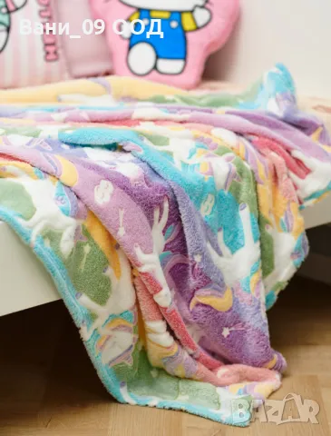 Детско светещо одеяло с еднорози 