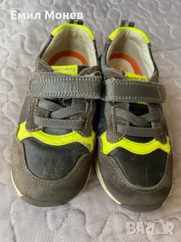 Детски обувки, маратонки Biomecanics 26 номер, снимка 4 - Детски маратонки - 49555155