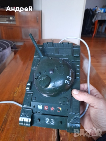 Стара играчка танк Panzer T62, снимка 7 - Други ценни предмети - 52949848