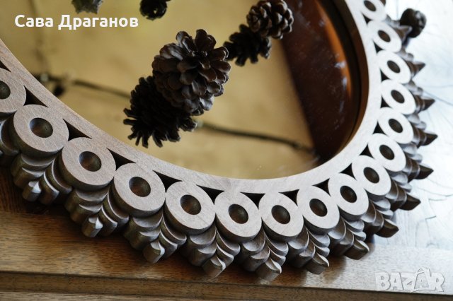 Огледало с дърворезбована рамка, снимка 11 - Огледала - 41420129