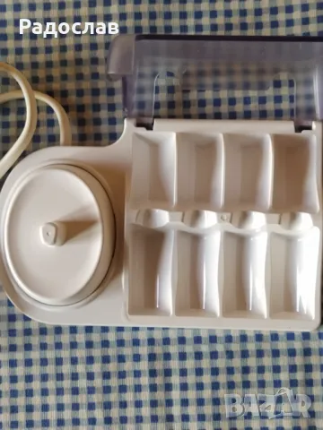 електрическа четка за зъби Braun, снимка 7 - Други - 50113497