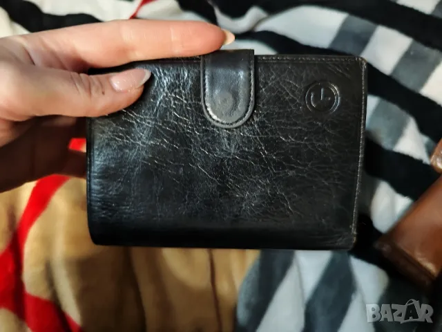 Дамски кожен потфейл, снимка 1