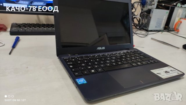 Лаптоп Asus X205T, снимка 1 - Части за лаптопи - 41778973