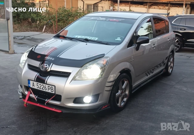 Toyota Corolla Verso 2.2 D4D 177 KC 2008 Гд, снимка 2 - Автомобили и джипове - 51077043