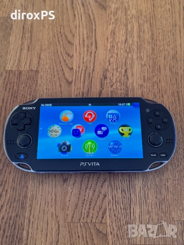 PS Vita 1104 OLED | Перфектно състояние, снимка 3 - PlayStation конзоли - 52416221
