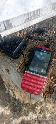 Nokia Asha 300 перфектно състояние 
