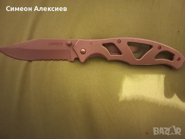 Сгъваем нож GERBER, снимка 1 - Ножове - 48260870