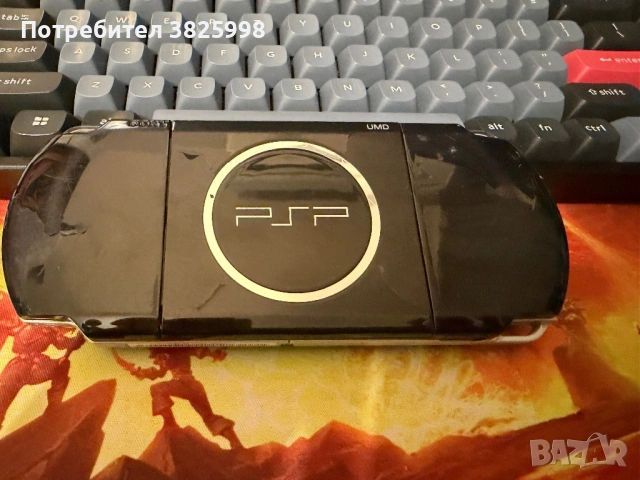 PSP 3000 Хакнато (32gb) + 10 UMD игри, снимка 2 - PlayStation конзоли - 53644389