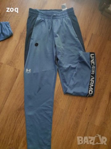 Анцуг under armor , снимка 3 - Спортни дрехи, екипи - 40697566