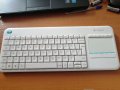 Безжична клавиатура с тъчпад LOGITECH K400 PLUS, снимка 1 - Клавиатури и мишки - 41452329