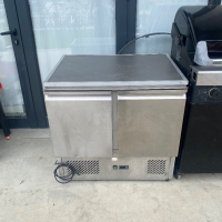 Работна хладилна маса, снимка 4 - Обзавеждане на кухня - 44836755