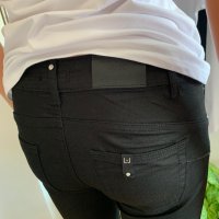Черен панталон и тениска на Liu Jo, снимка 16 - Панталони - 41328694