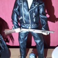 Топ фигура на Арнолд Terminator t800-270 лв, снимка 5 - Колекции - 41526311