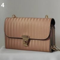 Елегантна дамска чанта с 3 прегради в луксозен дизайн Размери: 30 х 18 см., снимка 4 - Чанти - 44389812
