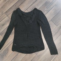 Продавам дамска блуза , снимка 3 - Блузи с дълъг ръкав и пуловери - 40108630
