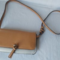 Оригинална елегантна кожена чанта ZARA, снимка 3 - Чанти - 40835883