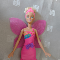  Кукла barbie с крила, снимка 1 - Кукли - 36200821